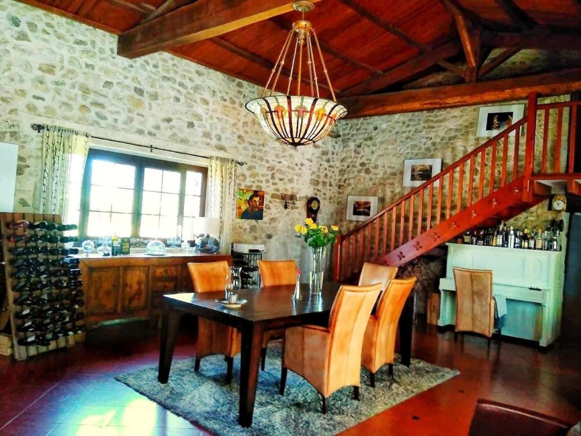 Luxury B&B Maison A Votre Sante, In Bordeaux Wine Region Savignac-de-Duras Εξωτερικό φωτογραφία