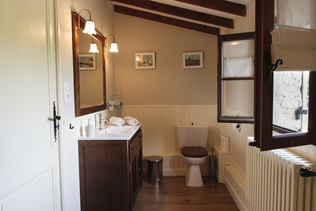 Luxury B&B Maison A Votre Sante, In Bordeaux Wine Region Savignac-de-Duras Δωμάτιο φωτογραφία