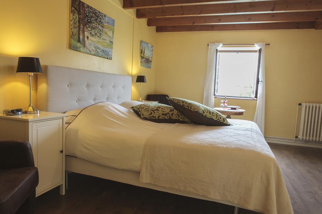 Luxury B&B Maison A Votre Sante, In Bordeaux Wine Region Savignac-de-Duras Δωμάτιο φωτογραφία